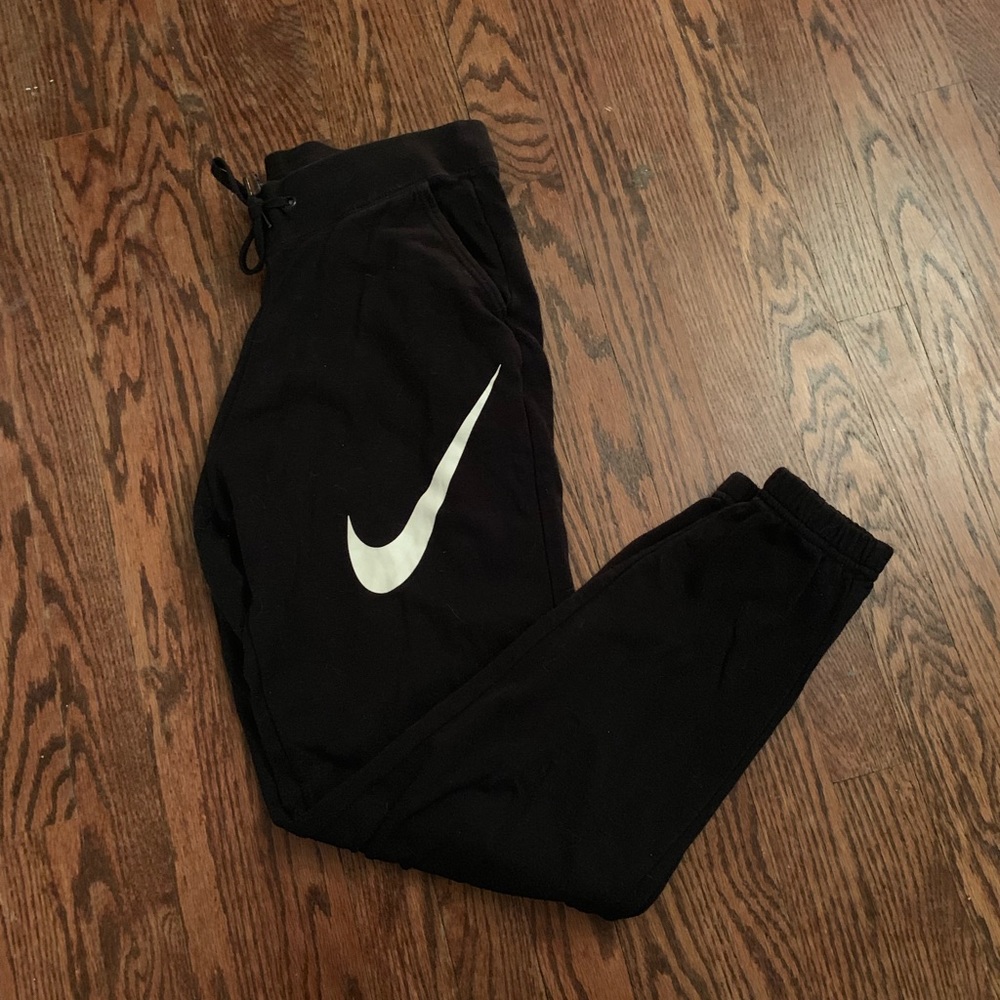 Nike joggers